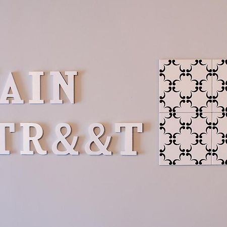 Mainstreet, Vintagegroup Apartman Espinho  Kültér fotó